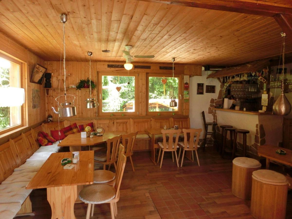 Beautiful Holiday Home With Covered Veranda Friedrichroda Extérieur photo