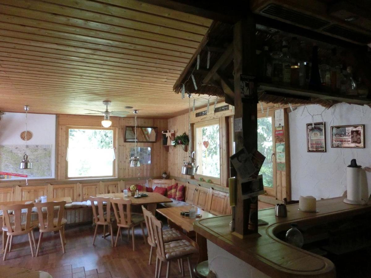 Beautiful Holiday Home With Covered Veranda Friedrichroda Extérieur photo